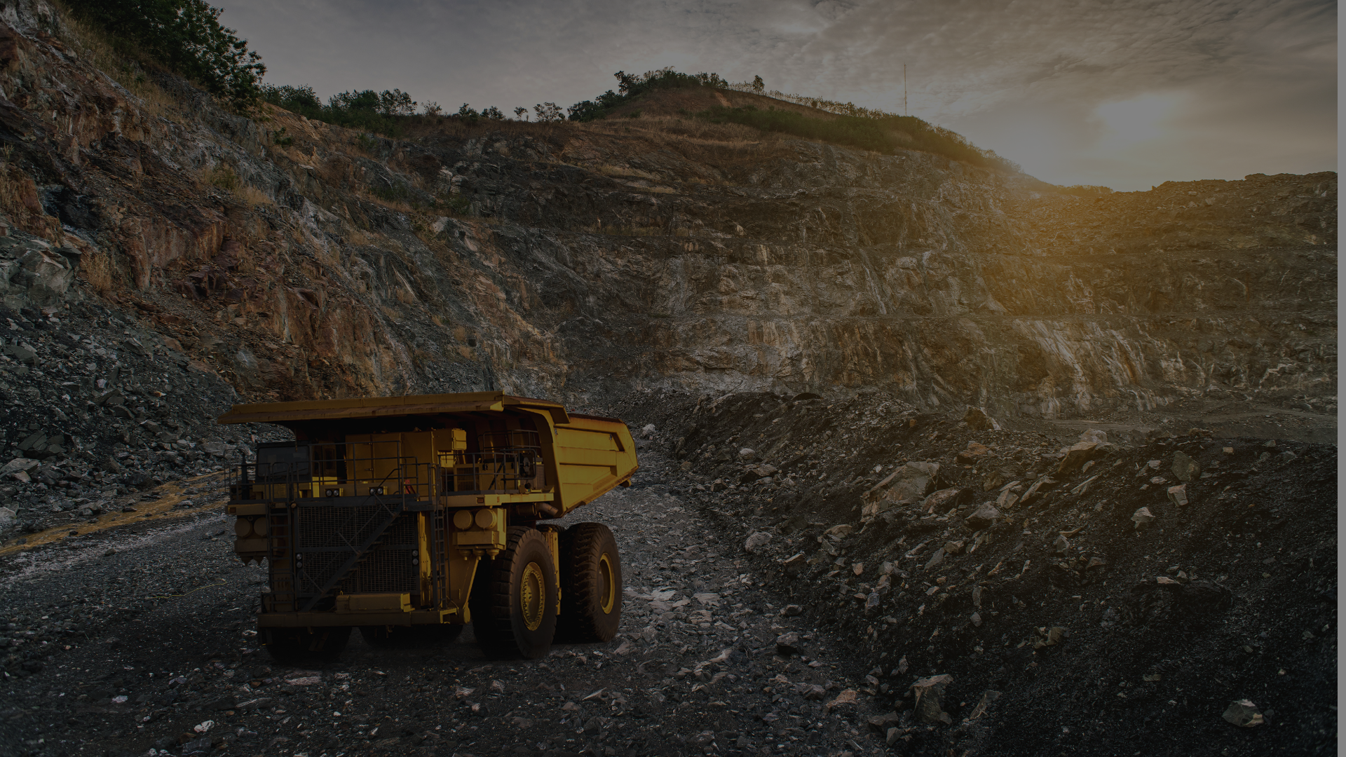 Explora la minería dominicana